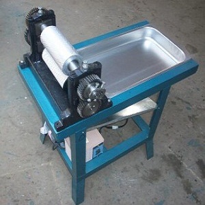 roller-length-195mm-electric-beeswax-foundation-sheet-machine